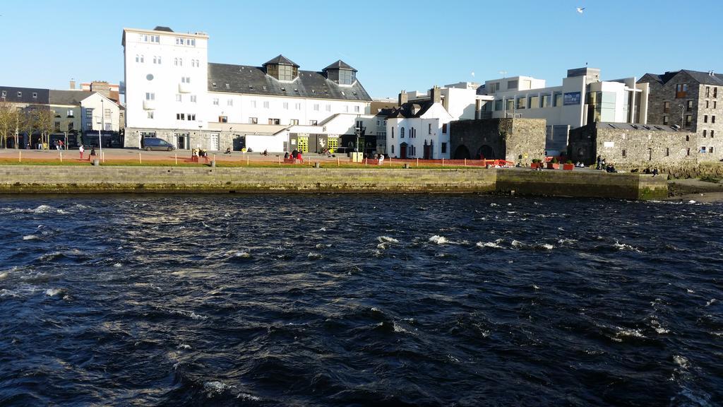 Frank'S Villa Galway Exterior photo